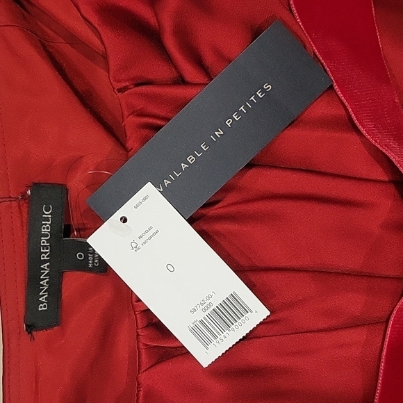 NEW! BANANA REPUBLIC Silk Strapless Fit & Flare Blouse 0. - Picture 6 of 9